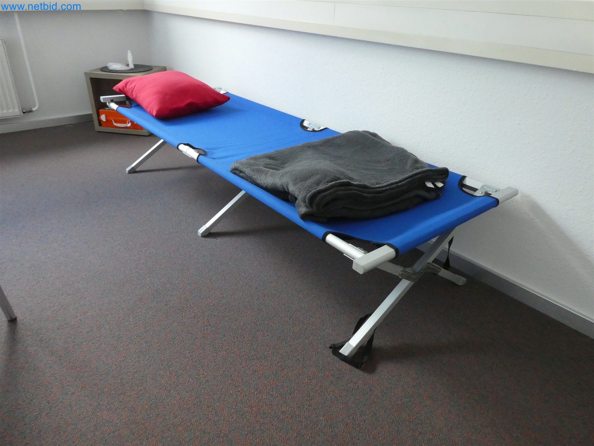 Machines de moulage par injection, machines CNC & lignes d'assemblage pour les éléments chauffants et les composants automobiles-1