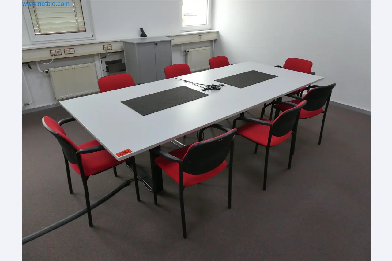 Machines de moulage par injection, machines CNC & lignes d'assemblage pour les éléments chauffants et les composants automobiles-1