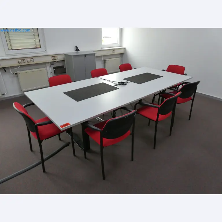 Machines de moulage par injection, machines CNC & lignes d'assemblage pour les éléments chauffants et les composants automobiles-1