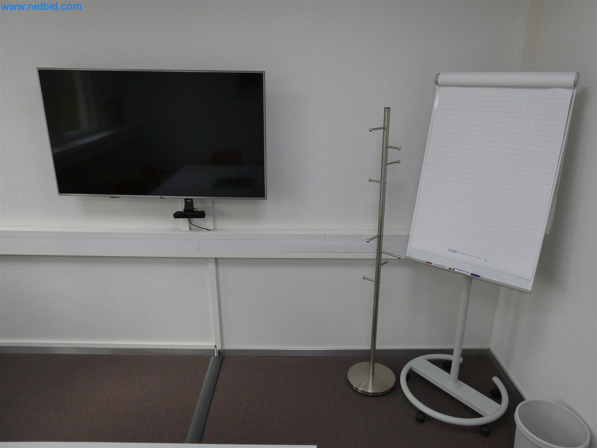 Machines de moulage par injection, machines CNC & lignes d'assemblage pour les éléments chauffants et les composants automobiles-2