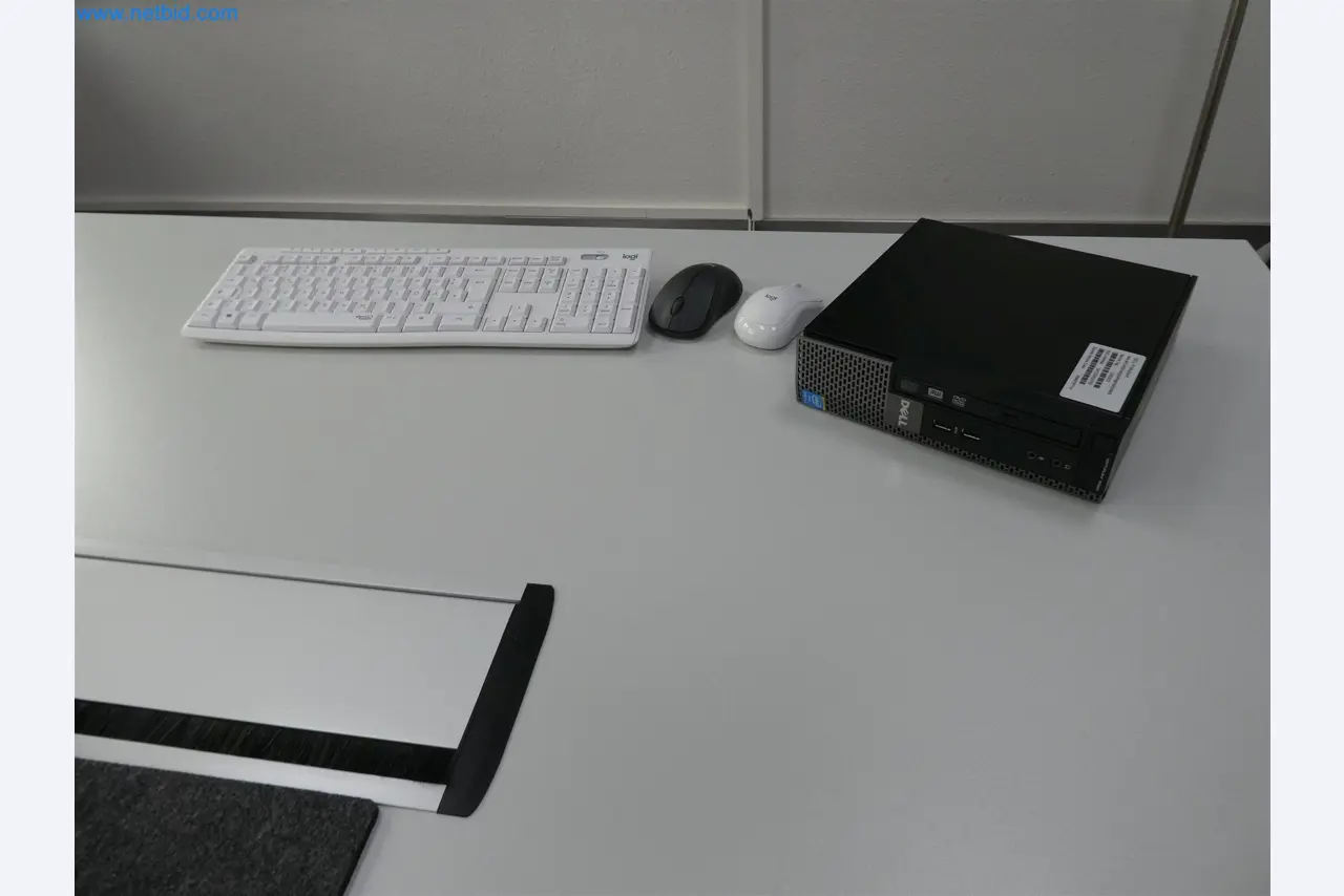 Machines de moulage par injection, machines CNC & lignes d'assemblage pour les éléments chauffants et les composants automobiles-4