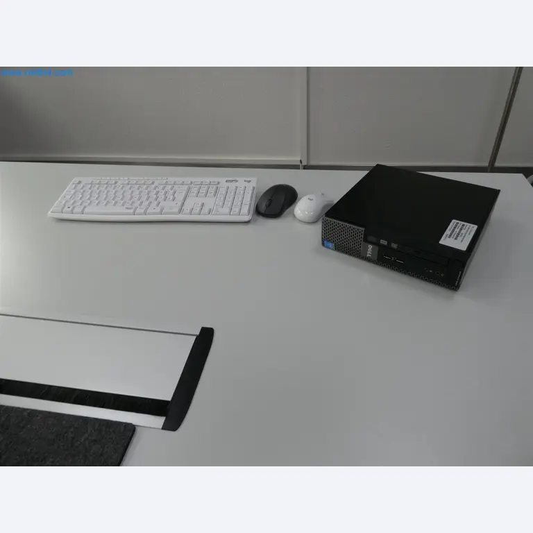 Machines de moulage par injection, machines CNC & lignes d'assemblage pour les éléments chauffants et les composants automobiles-4