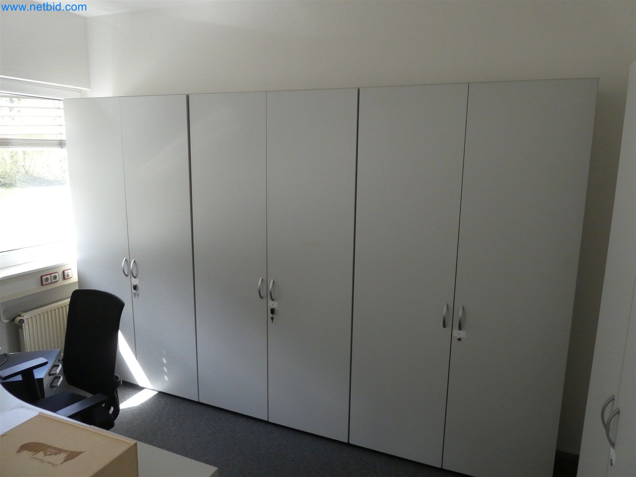 Machines de moulage par injection, machines CNC & lignes d'assemblage pour les éléments chauffants et les composants automobiles-4