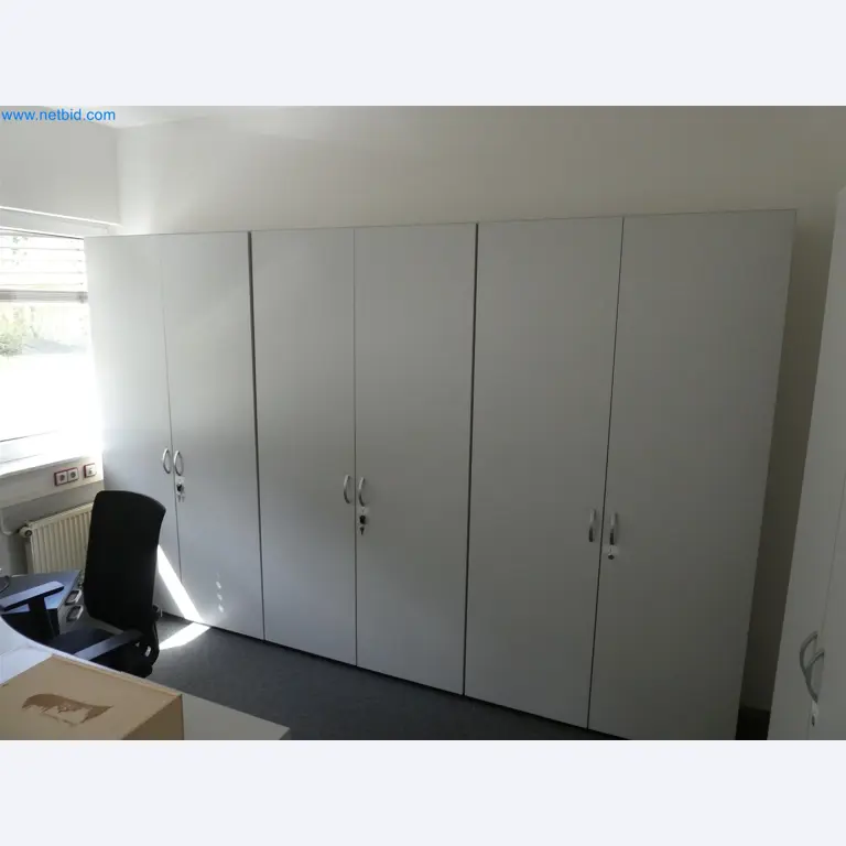 Machines de moulage par injection, machines CNC & lignes d'assemblage pour les éléments chauffants et les composants automobiles-4