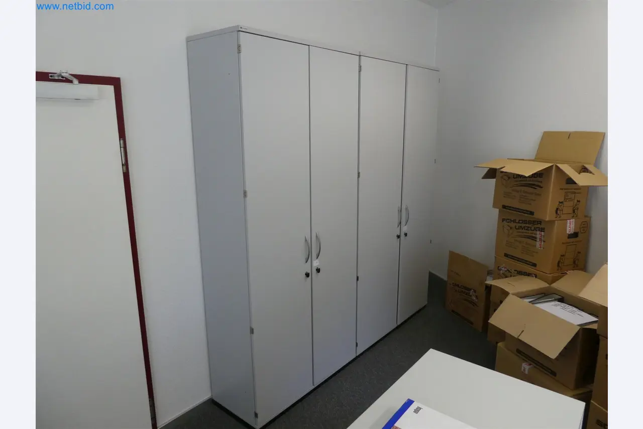 Machines de moulage par injection, machines CNC & lignes d'assemblage pour les éléments chauffants et les composants automobiles-6