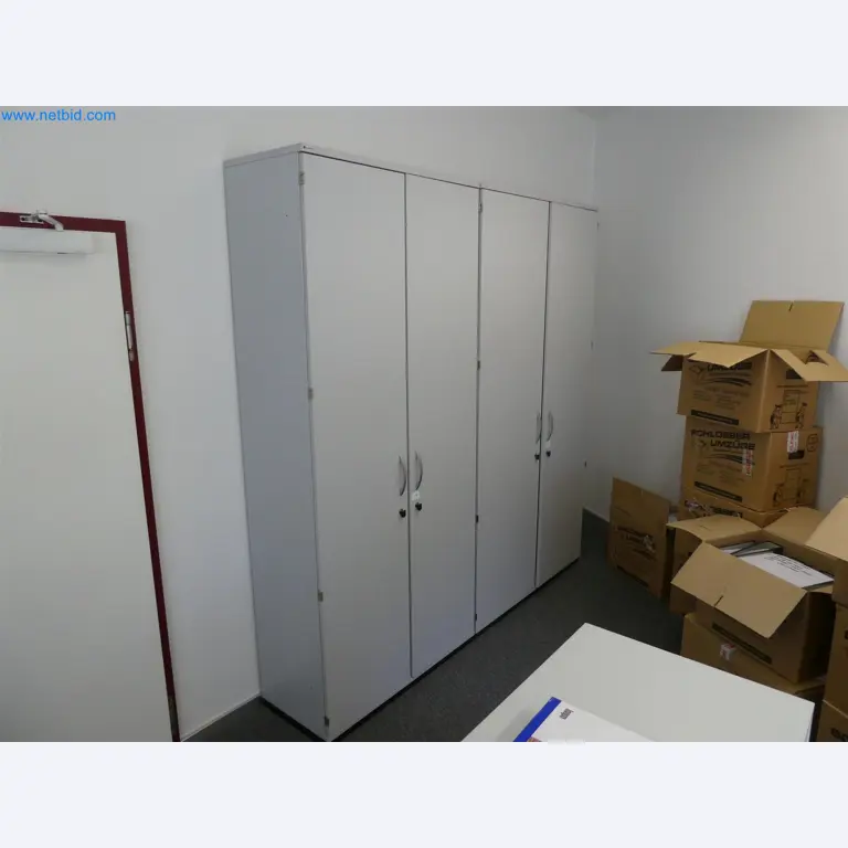 Machines de moulage par injection, machines CNC & lignes d'assemblage pour les éléments chauffants et les composants automobiles-6