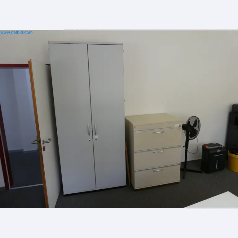 Machines de moulage par injection, machines CNC & lignes d'assemblage pour les éléments chauffants et les composants automobiles-8