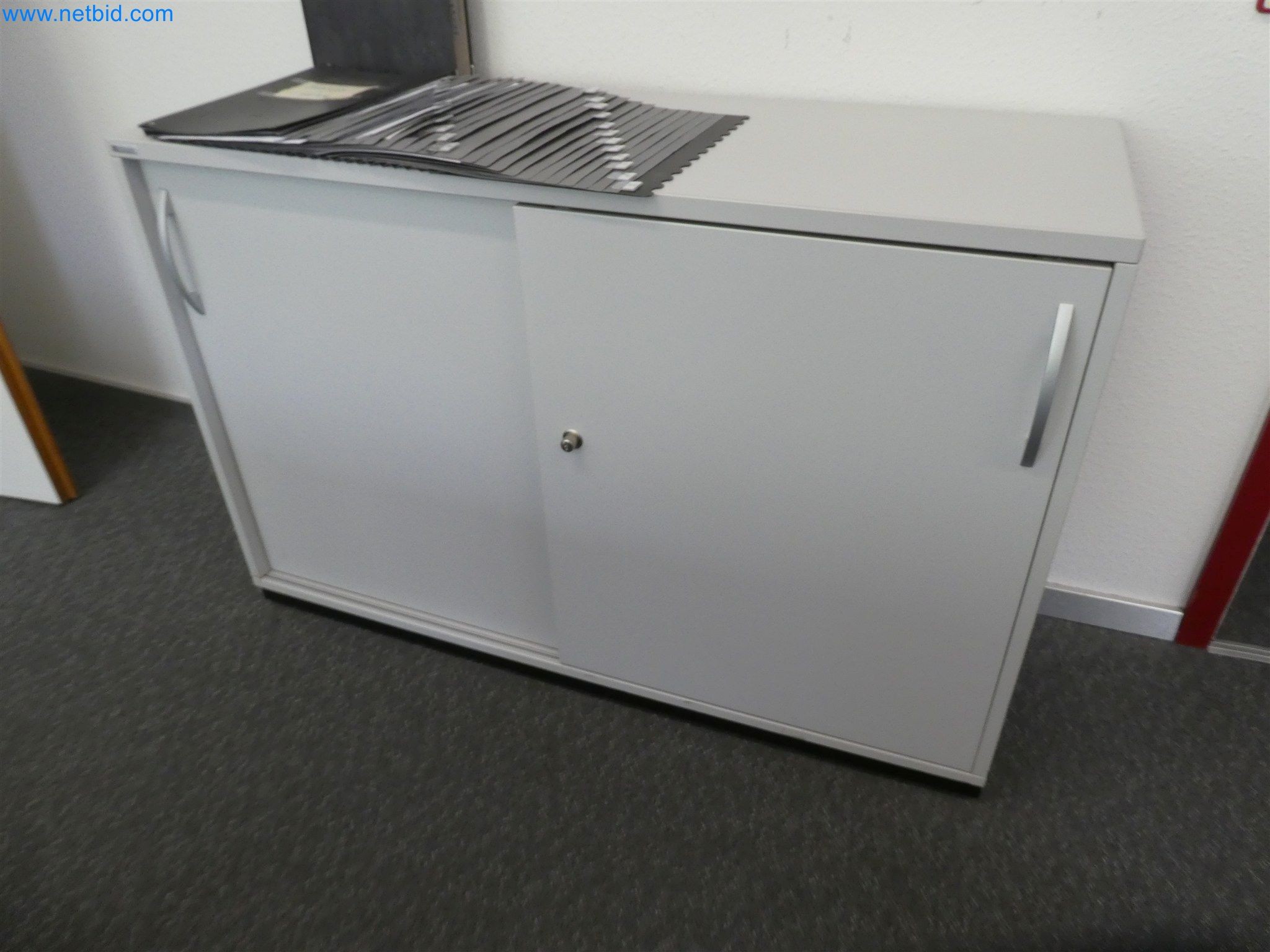 Machines de moulage par injection, machines CNC & lignes d'assemblage pour les éléments chauffants et les composants automobiles-5