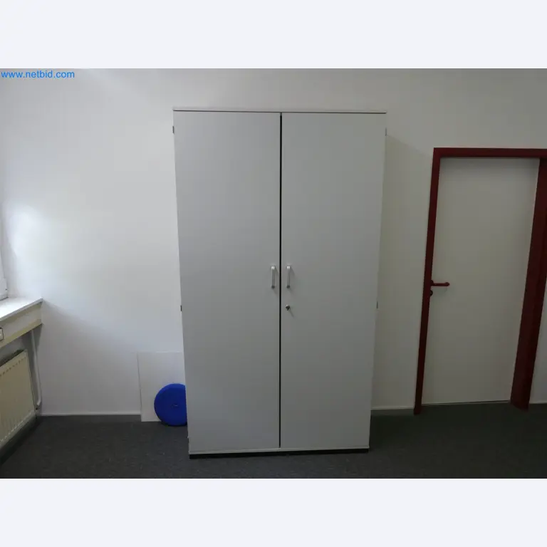 Machines de moulage par injection, machines CNC & lignes d'assemblage pour les éléments chauffants et les composants automobiles-3