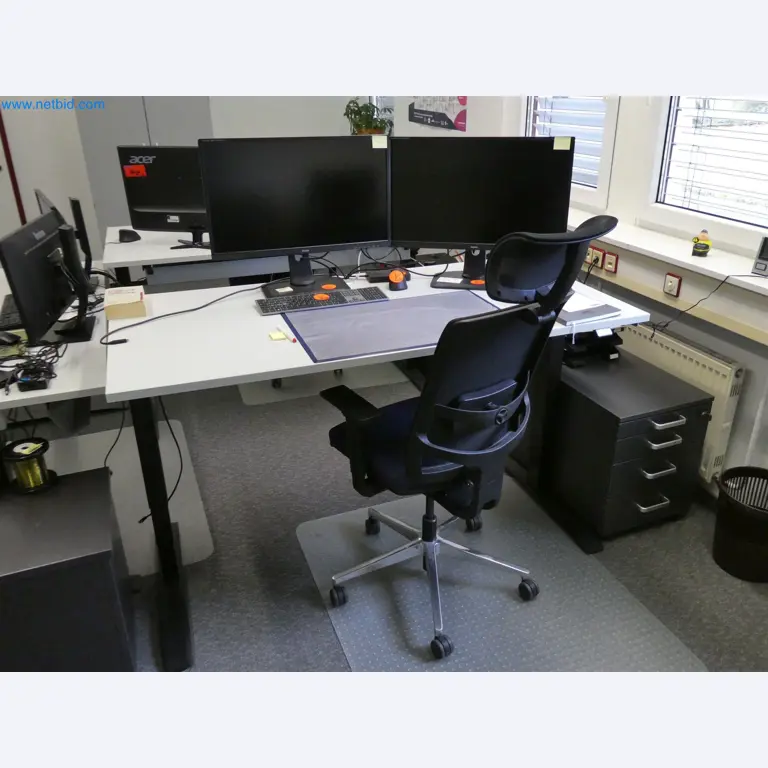 Machines de moulage par injection, machines CNC & lignes d'assemblage pour les éléments chauffants et les composants automobiles-2