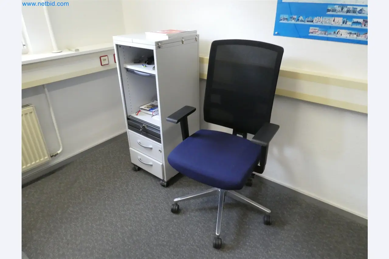 Machines de moulage par injection, machines CNC & lignes d'assemblage pour les éléments chauffants et les composants automobiles-3