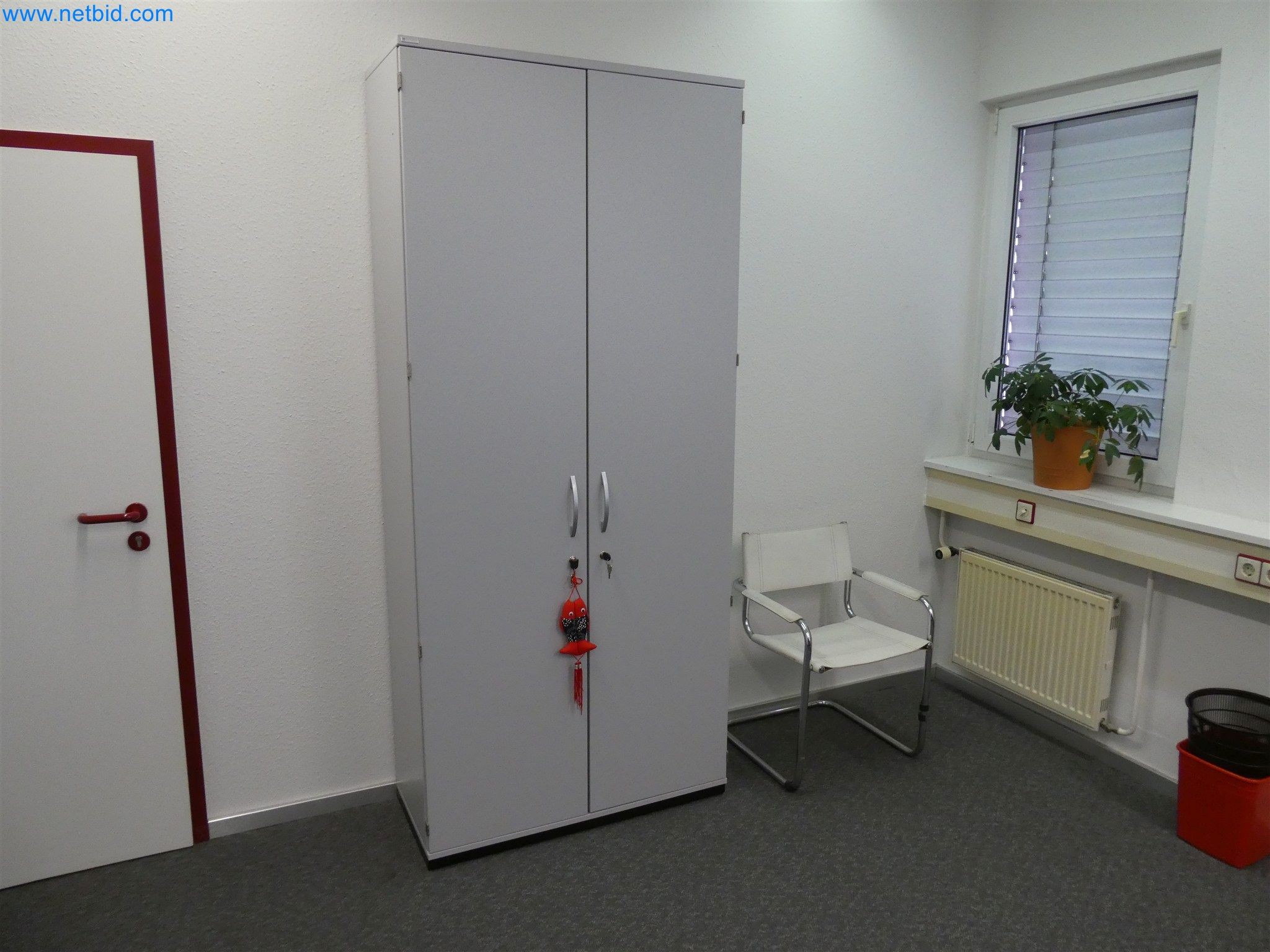 Machines de moulage par injection, machines CNC & lignes d'assemblage pour les éléments chauffants et les composants automobiles-4