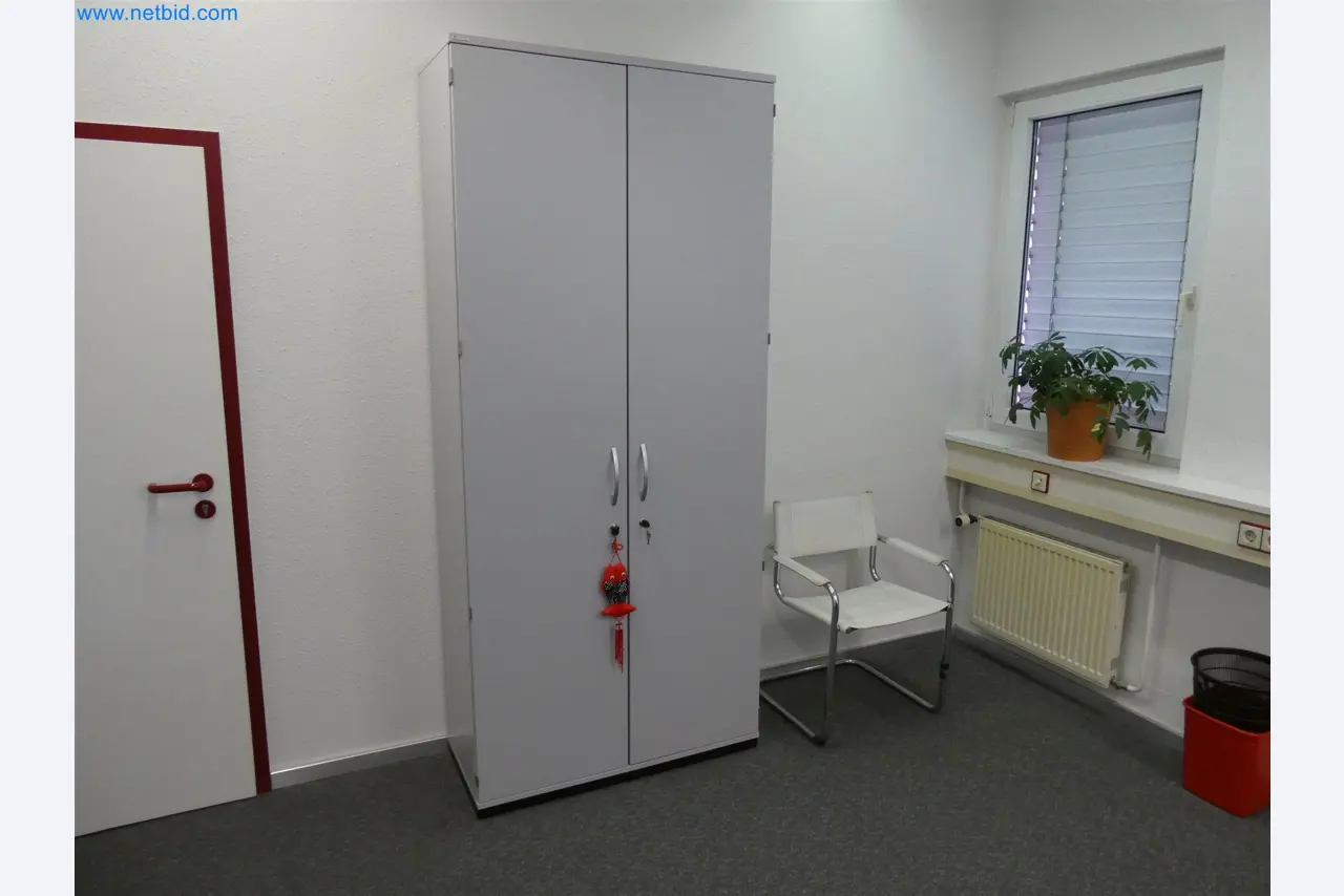 Machines de moulage par injection, machines CNC & lignes d'assemblage pour les éléments chauffants et les composants automobiles-4