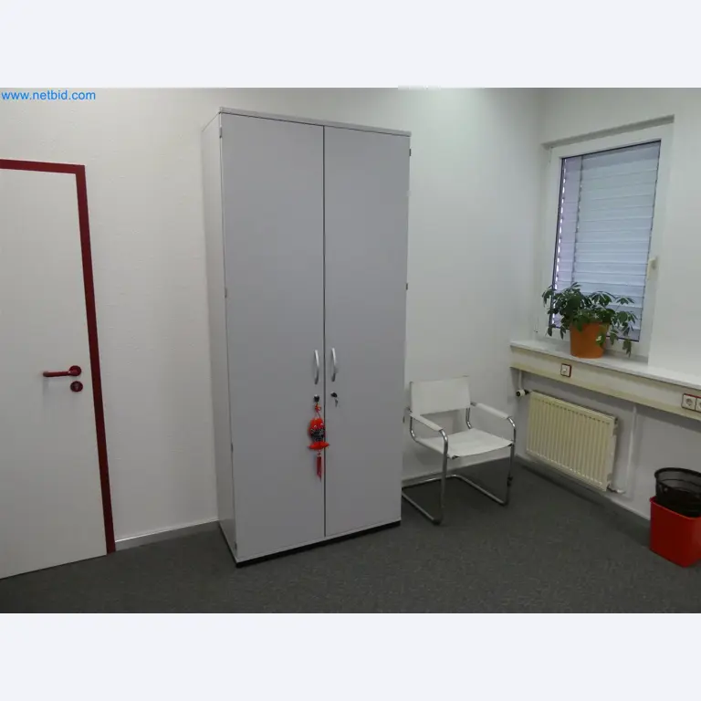 Machines de moulage par injection, machines CNC & lignes d'assemblage pour les éléments chauffants et les composants automobiles-4