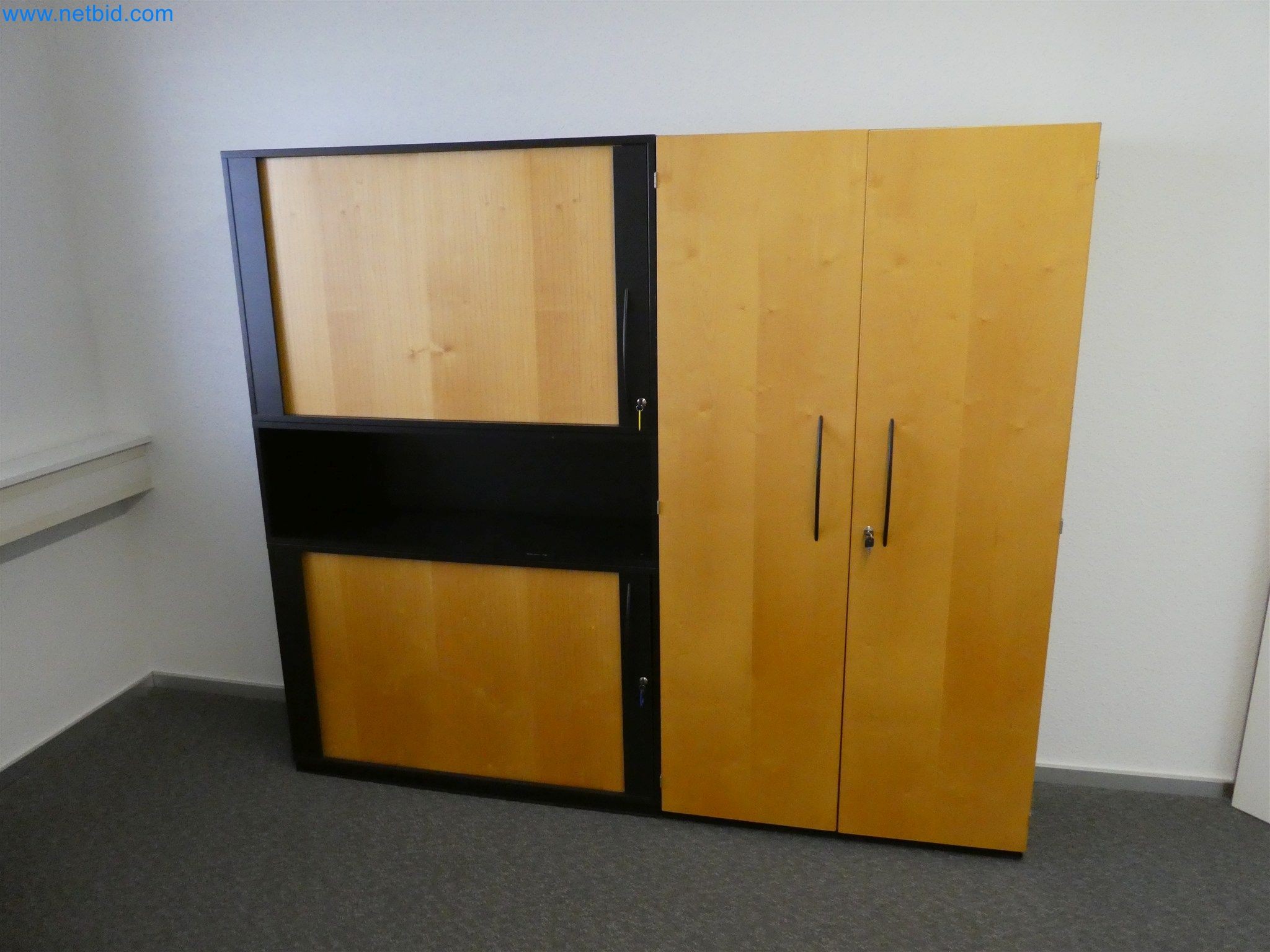 Machines de moulage par injection, machines CNC & lignes d'assemblage pour les éléments chauffants et les composants automobiles-3