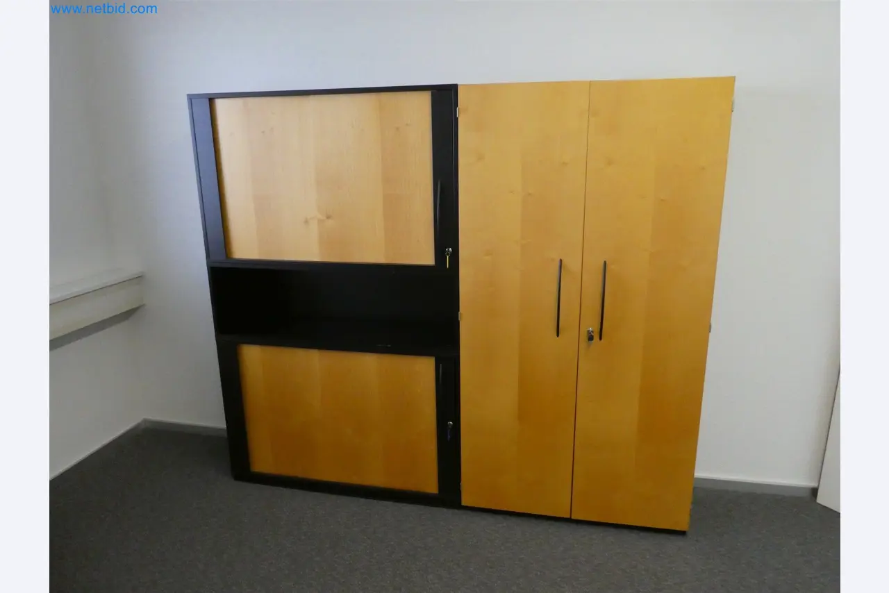 Machines de moulage par injection, machines CNC & lignes d'assemblage pour les éléments chauffants et les composants automobiles-3