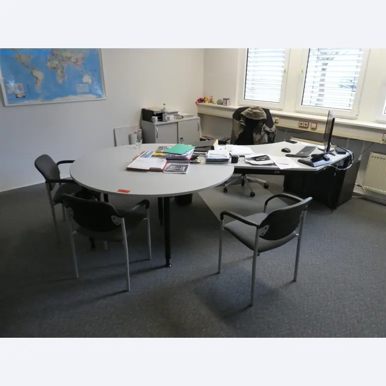 Machines de moulage par injection, machines CNC & lignes d'assemblage pour les éléments chauffants et les composants automobiles-1