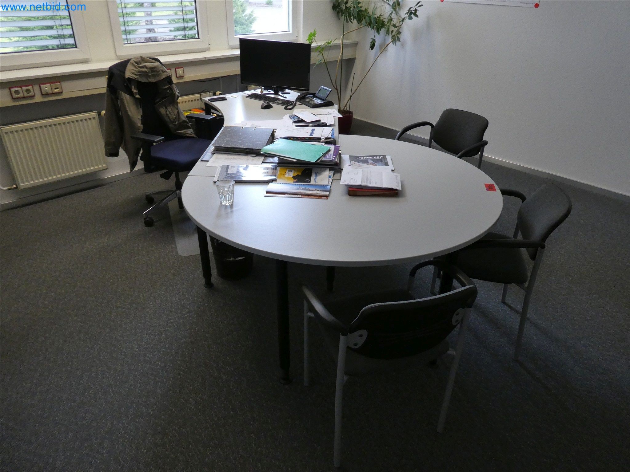 Machines de moulage par injection, machines CNC & lignes d'assemblage pour les éléments chauffants et les composants automobiles-2