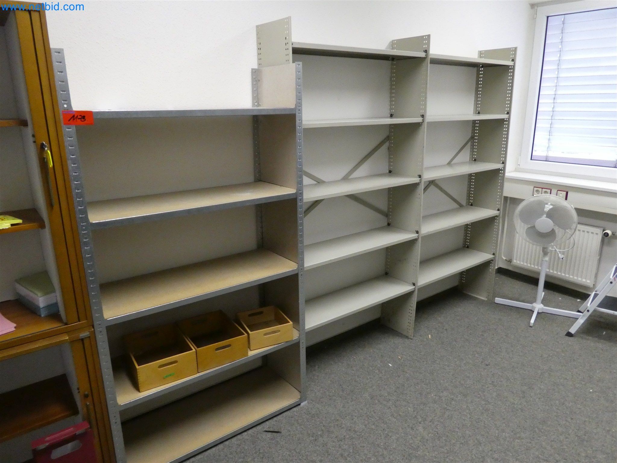 Machines de moulage par injection, machines CNC & lignes d'assemblage pour les éléments chauffants et les composants automobiles-1