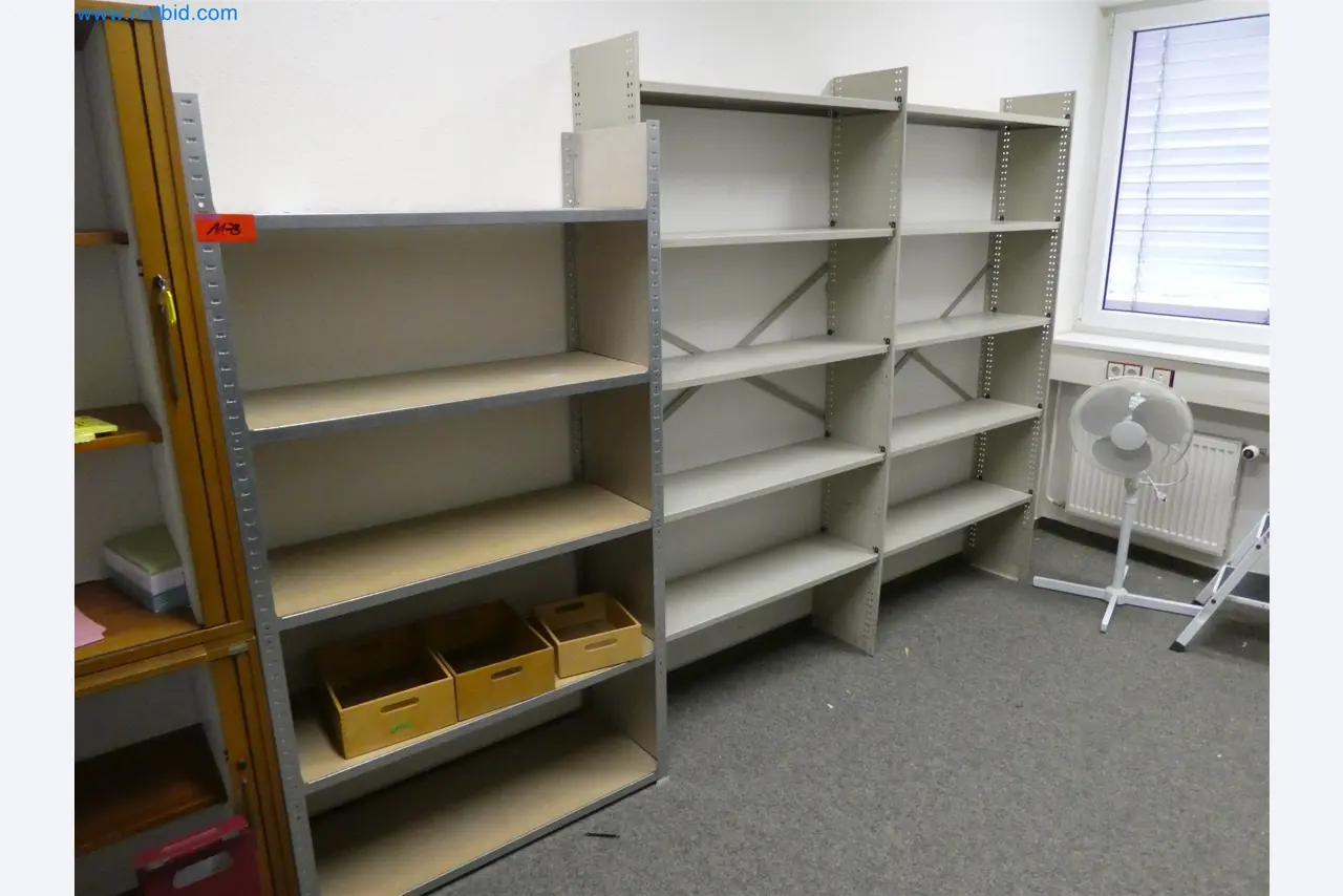 Machines de moulage par injection, machines CNC & lignes d'assemblage pour les éléments chauffants et les composants automobiles-1