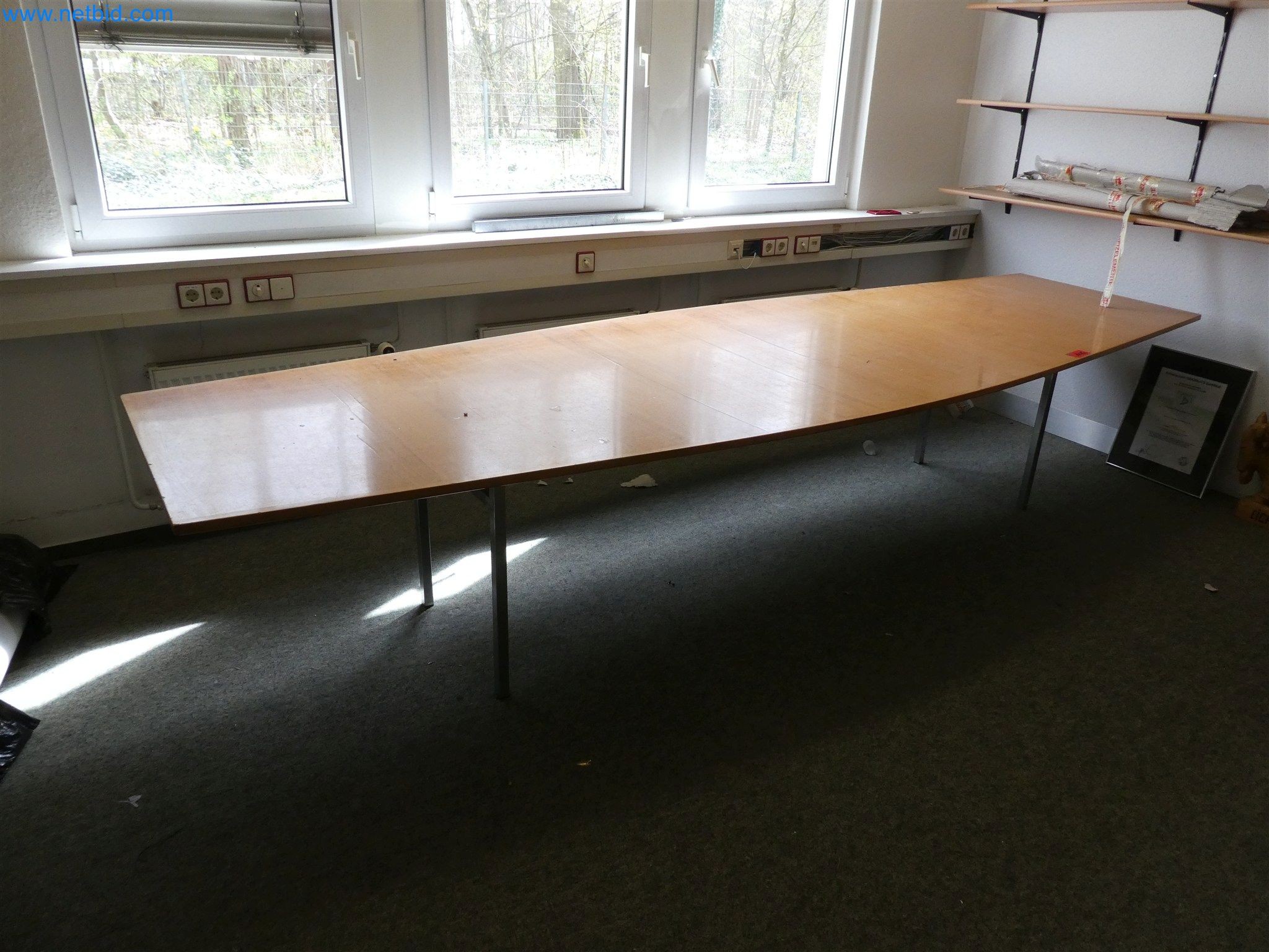 Machines de moulage par injection, machines CNC & lignes d'assemblage pour les éléments chauffants et les composants automobiles-1