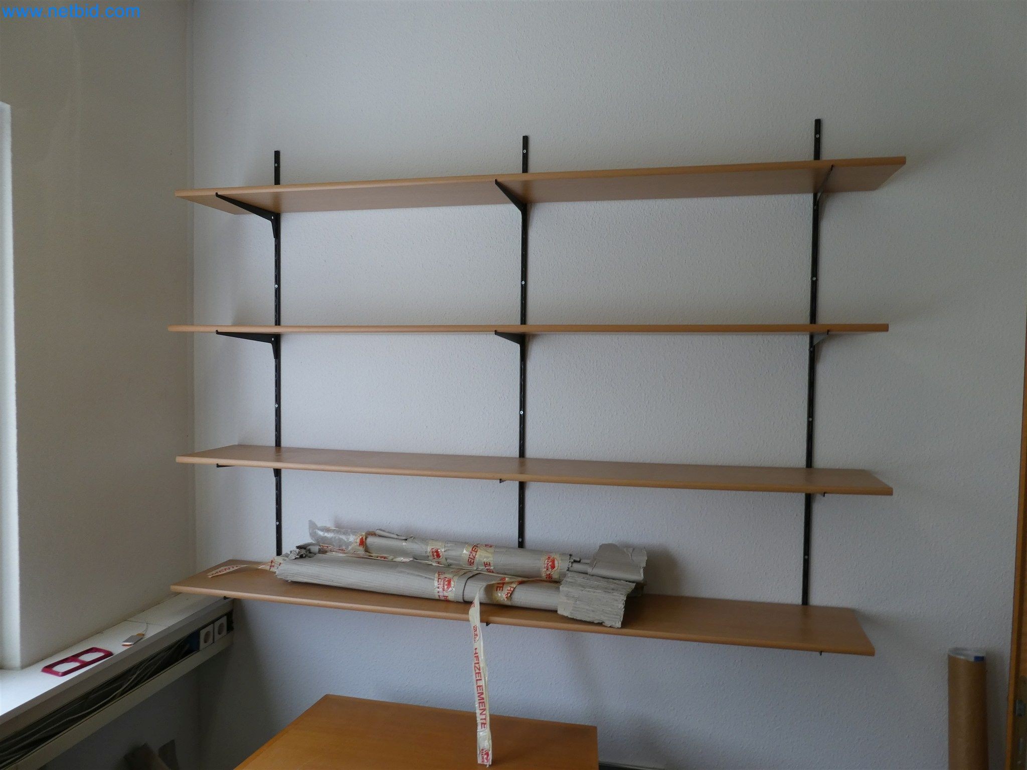 Machines de moulage par injection, machines CNC & lignes d'assemblage pour les éléments chauffants et les composants automobiles-2