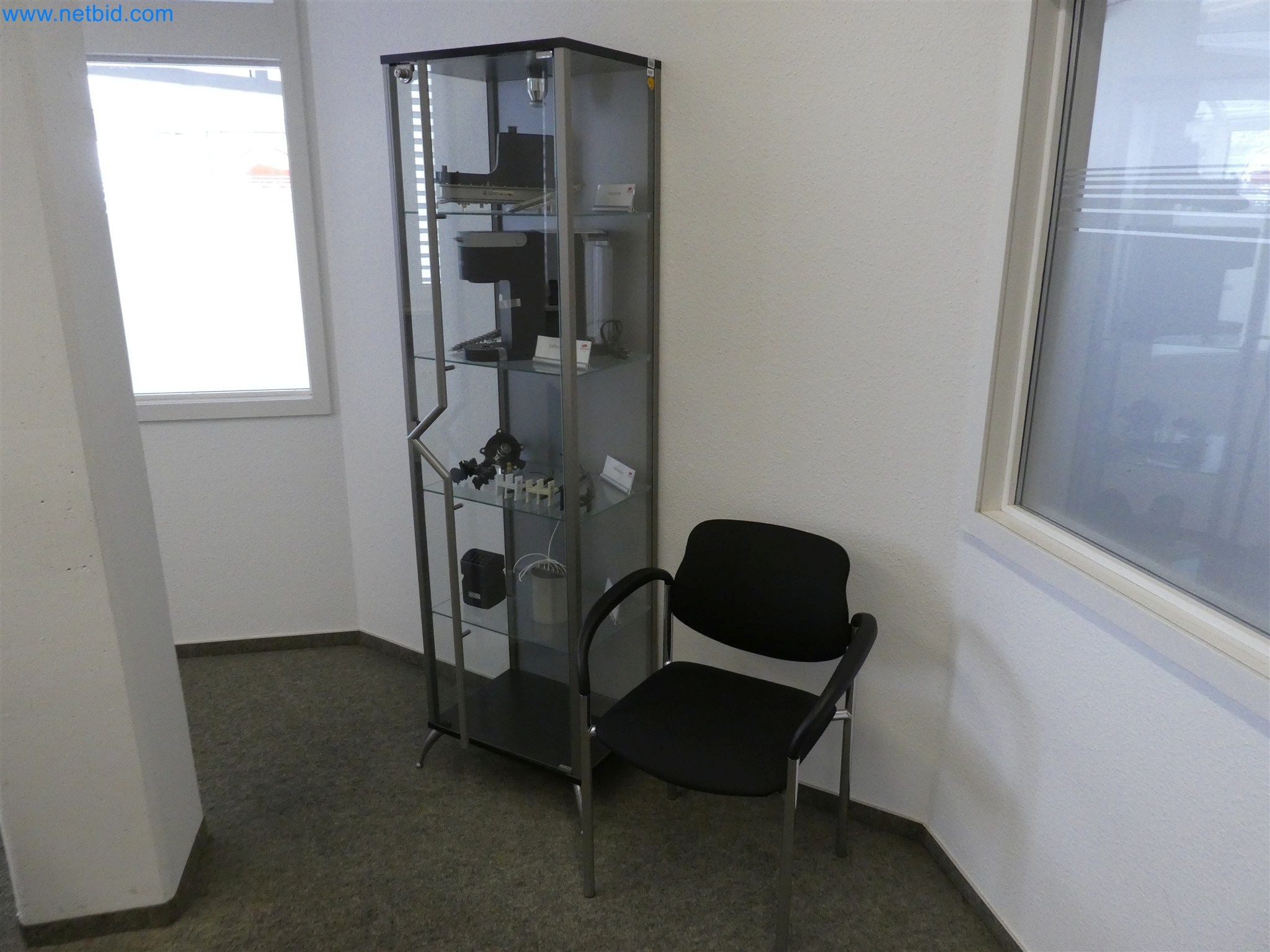 Machines de moulage par injection, machines CNC & lignes d'assemblage pour les éléments chauffants et les composants automobiles-2