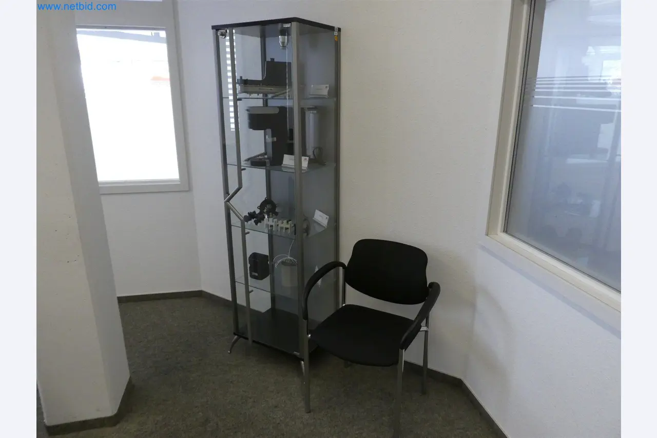 Machines de moulage par injection, machines CNC & lignes d'assemblage pour les éléments chauffants et les composants automobiles-2