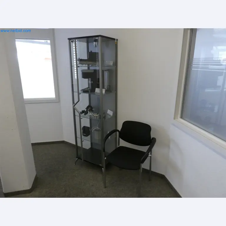 Machines de moulage par injection, machines CNC & lignes d'assemblage pour les éléments chauffants et les composants automobiles-2