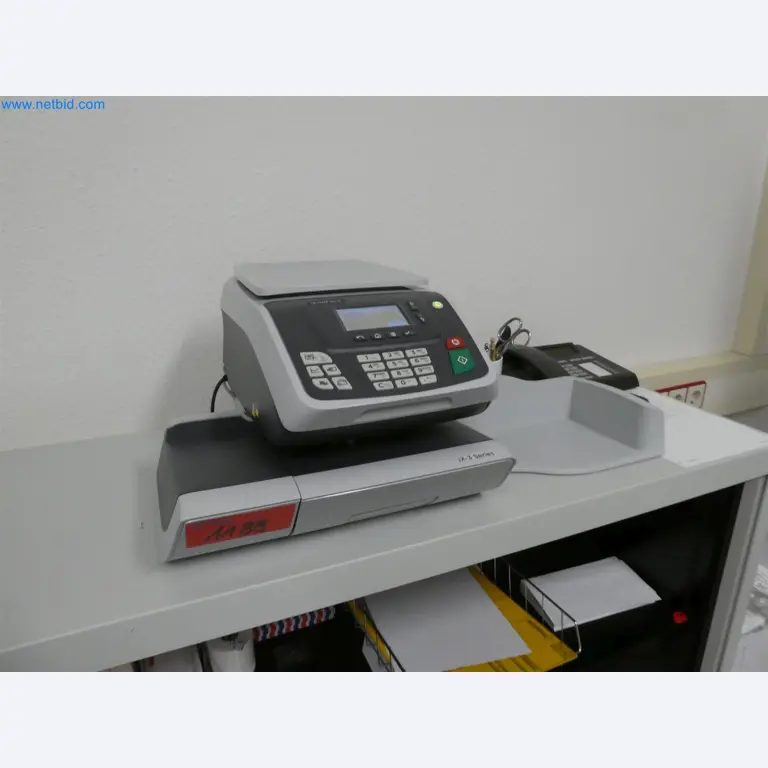 Machines de moulage par injection, machines CNC & lignes d'assemblage pour les éléments chauffants et les composants automobiles-1