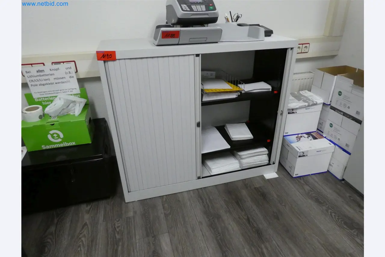 Machines de moulage par injection, machines CNC & lignes d'assemblage pour les éléments chauffants et les composants automobiles-1