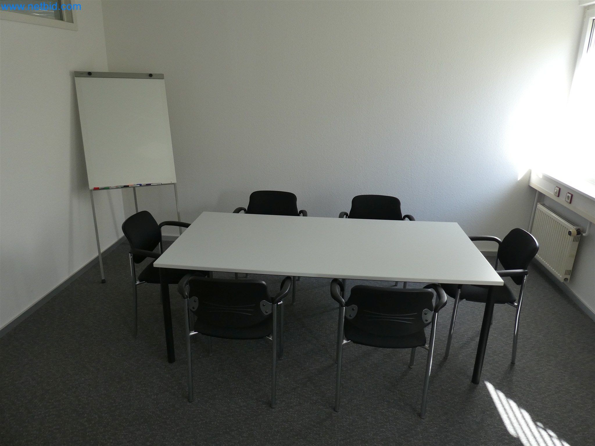 Machines de moulage par injection, machines CNC & lignes d'assemblage pour les éléments chauffants et les composants automobiles-2