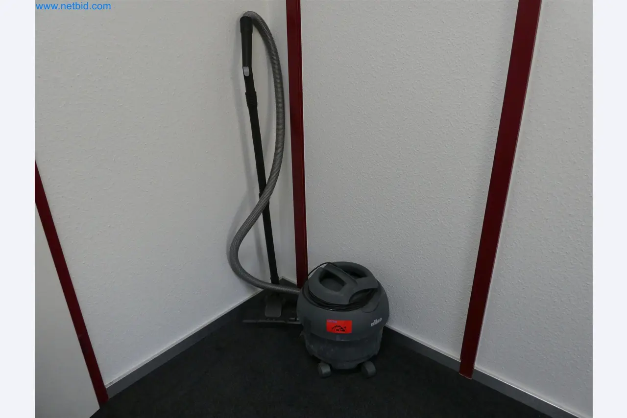 Machines de moulage par injection, machines CNC & lignes d'assemblage pour les éléments chauffants et les composants automobiles-2