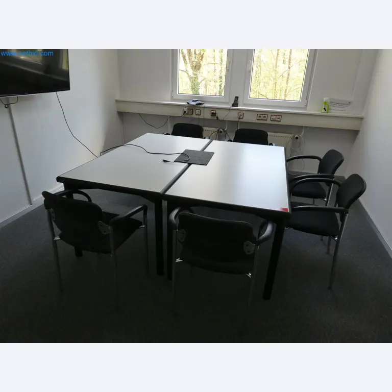 Machines de moulage par injection, machines CNC & lignes d'assemblage pour les éléments chauffants et les composants automobiles-1