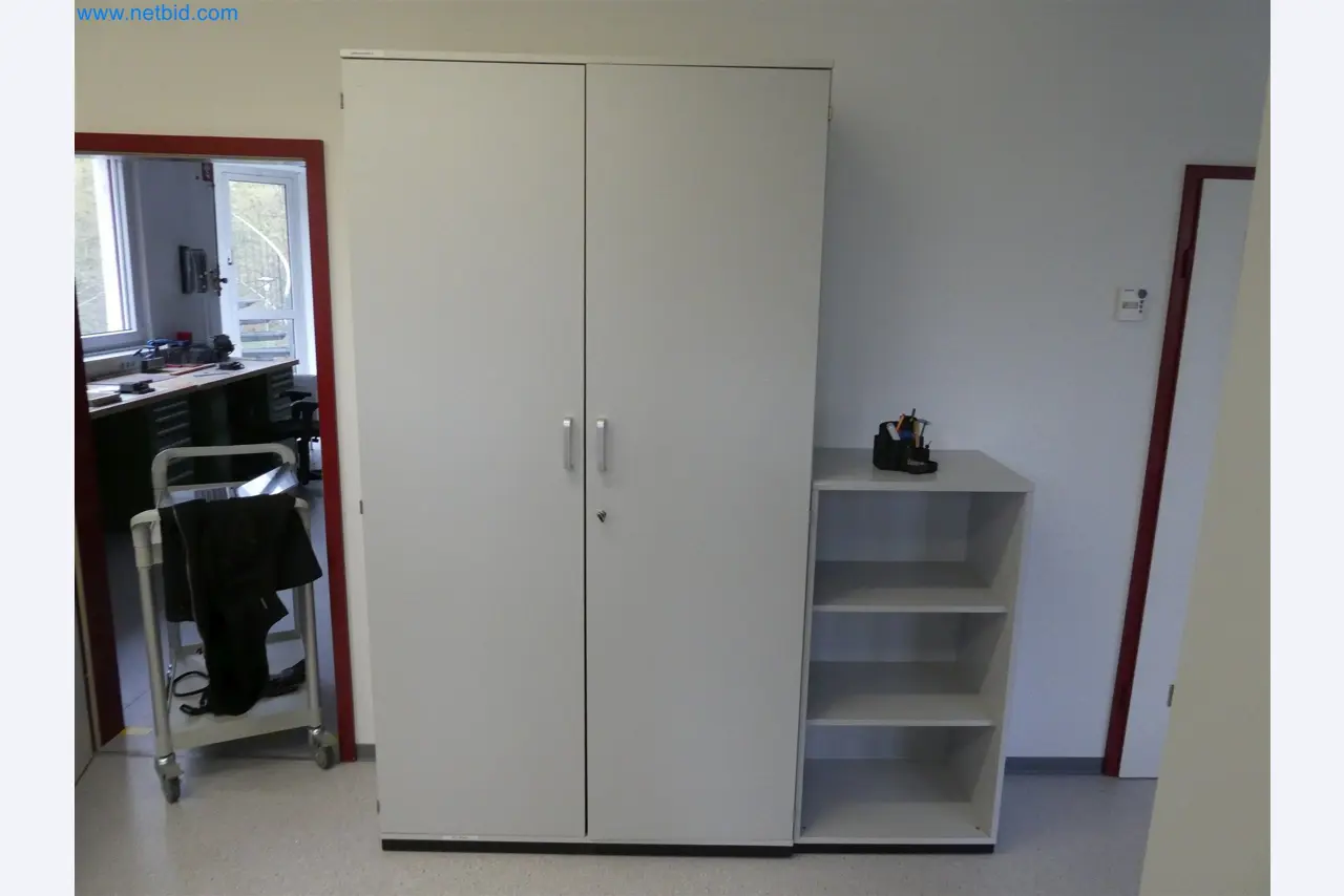 Machines de moulage par injection, machines CNC & lignes d'assemblage pour les éléments chauffants et les composants automobiles-6