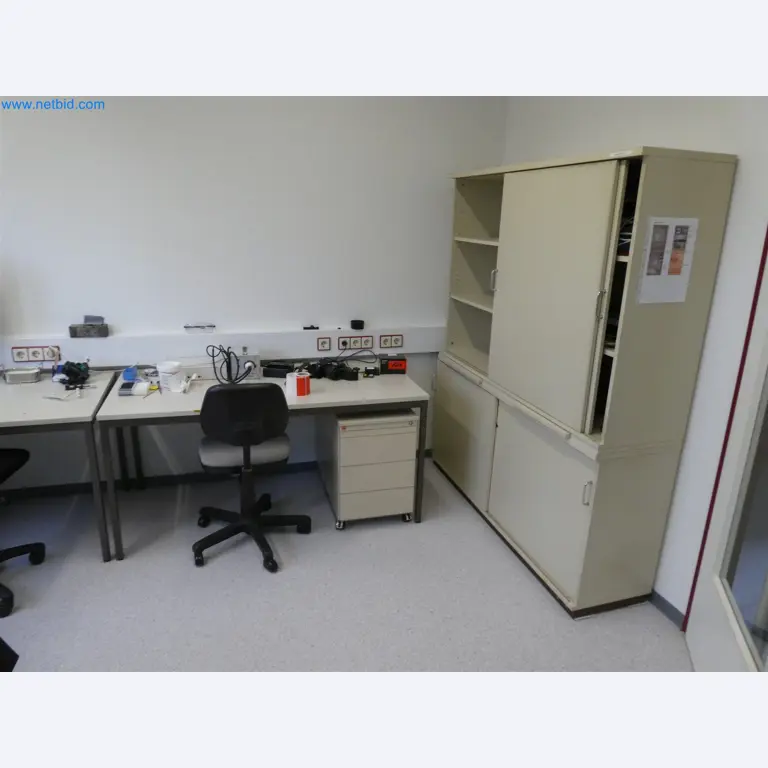 Machines de moulage par injection, machines CNC & lignes d'assemblage pour les éléments chauffants et les composants automobiles-7