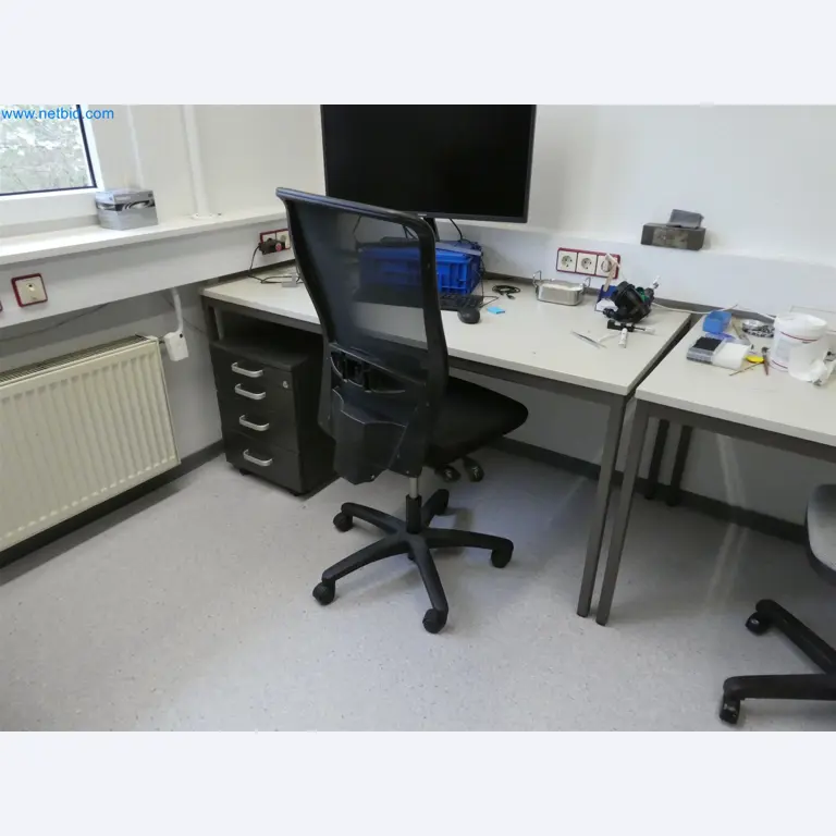 Machines de moulage par injection, machines CNC & lignes d'assemblage pour les éléments chauffants et les composants automobiles-8