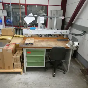 2 Bancadas de trabalho Pfeiffer