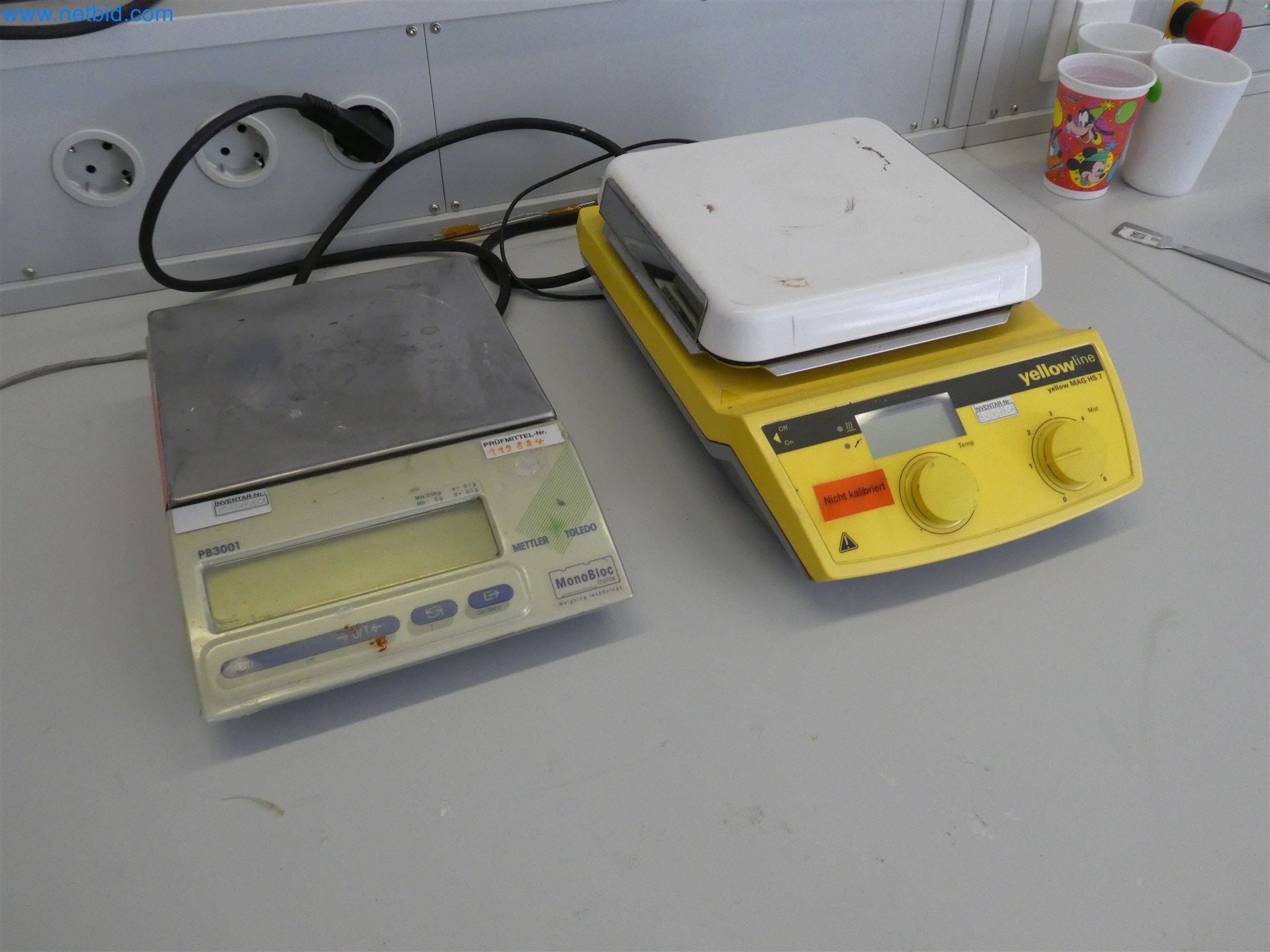 Machines de moulage par injection, machines CNC & lignes d'assemblage pour les éléments chauffants et les composants automobiles-1