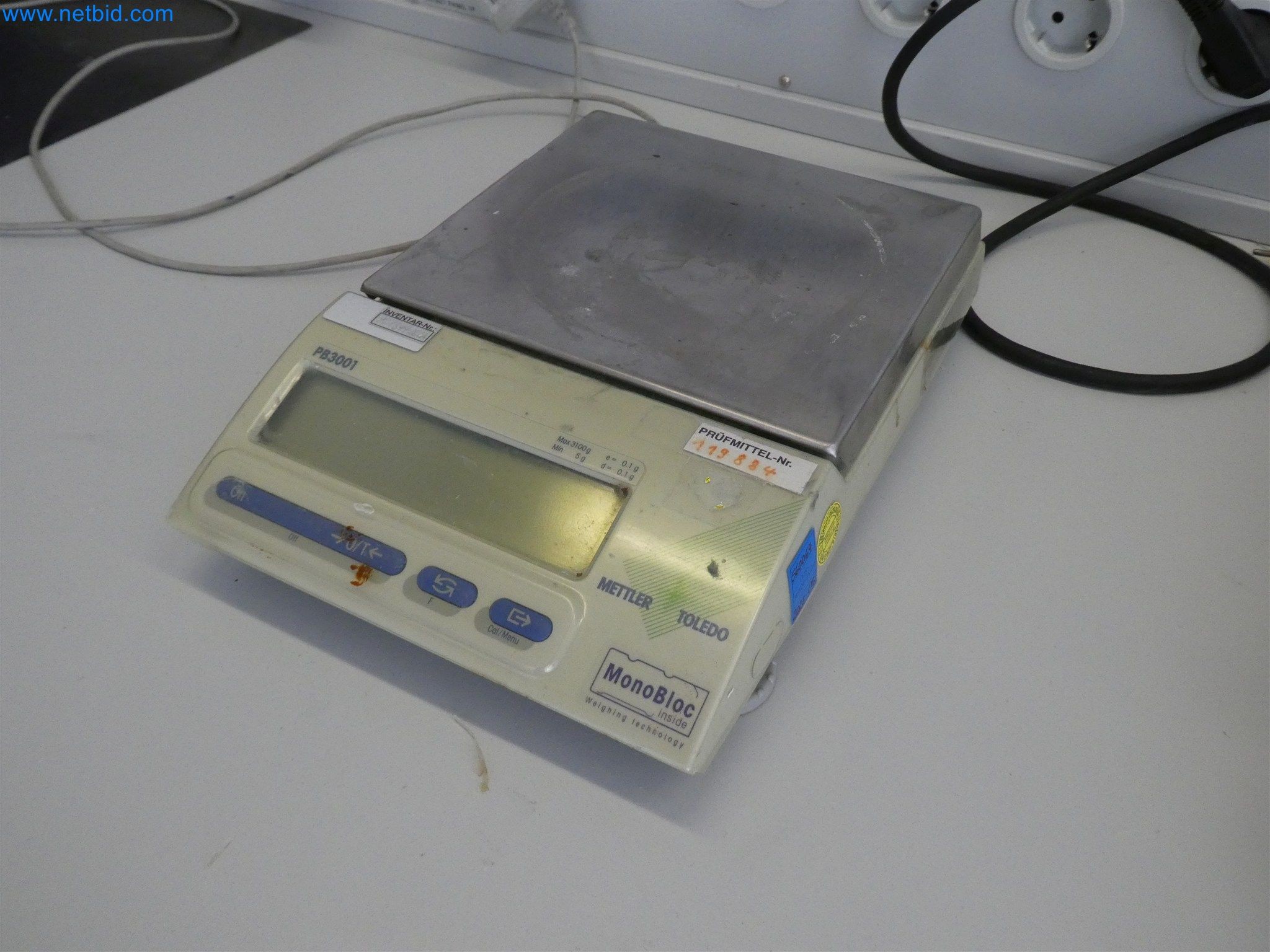 Machines de moulage par injection, machines CNC & lignes d'assemblage pour les éléments chauffants et les composants automobiles-3