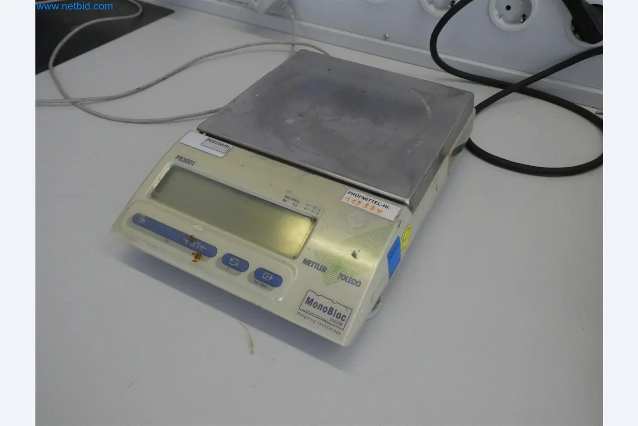 Machines de moulage par injection, machines CNC & lignes d'assemblage pour les éléments chauffants et les composants automobiles-3