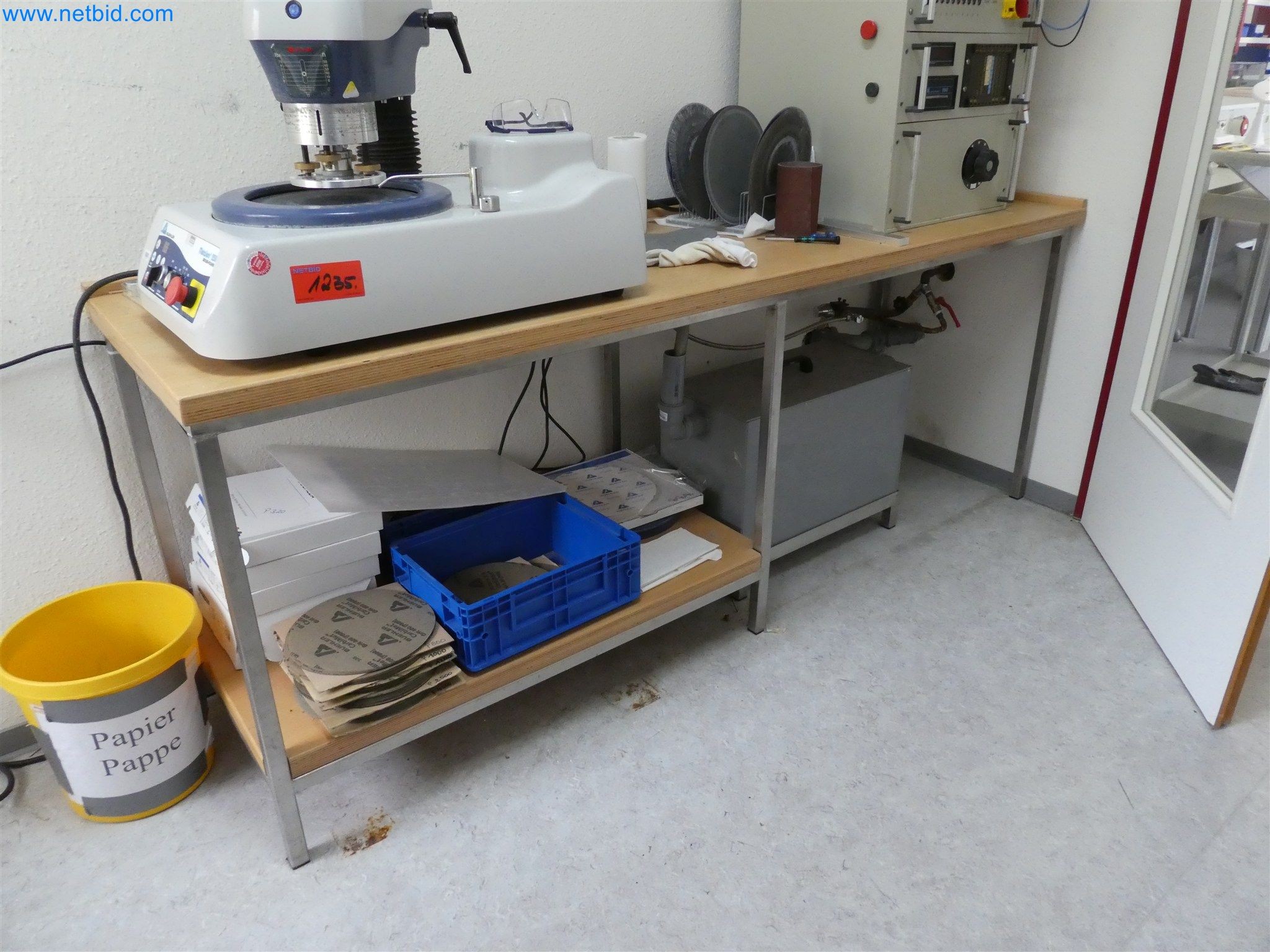 Machines de moulage par injection, machines CNC & lignes d'assemblage pour les éléments chauffants et les composants automobiles-5