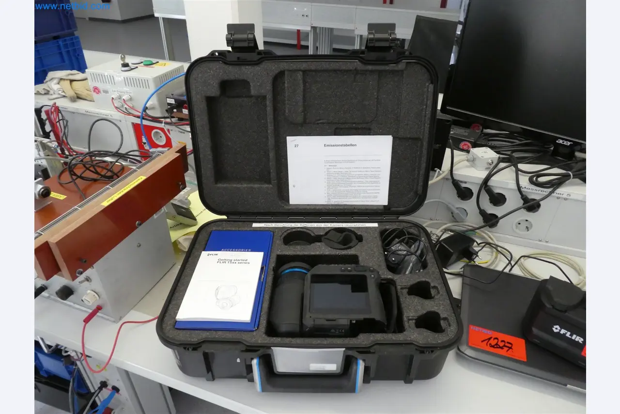 Machines de moulage par injection, machines CNC & lignes d'assemblage pour les éléments chauffants et les composants automobiles-4