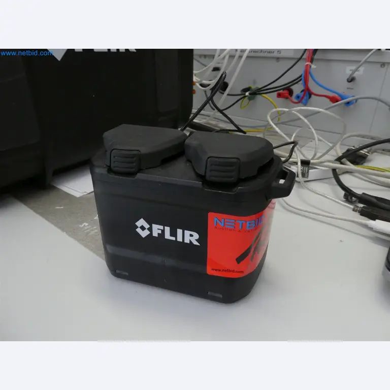 Machines de moulage par injection, machines CNC & lignes d'assemblage pour les éléments chauffants et les composants automobiles-5