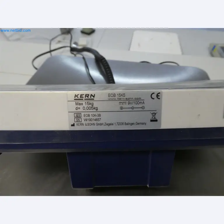 Machines de moulage par injection, machines CNC & lignes d'assemblage pour les éléments chauffants et les composants automobiles-3