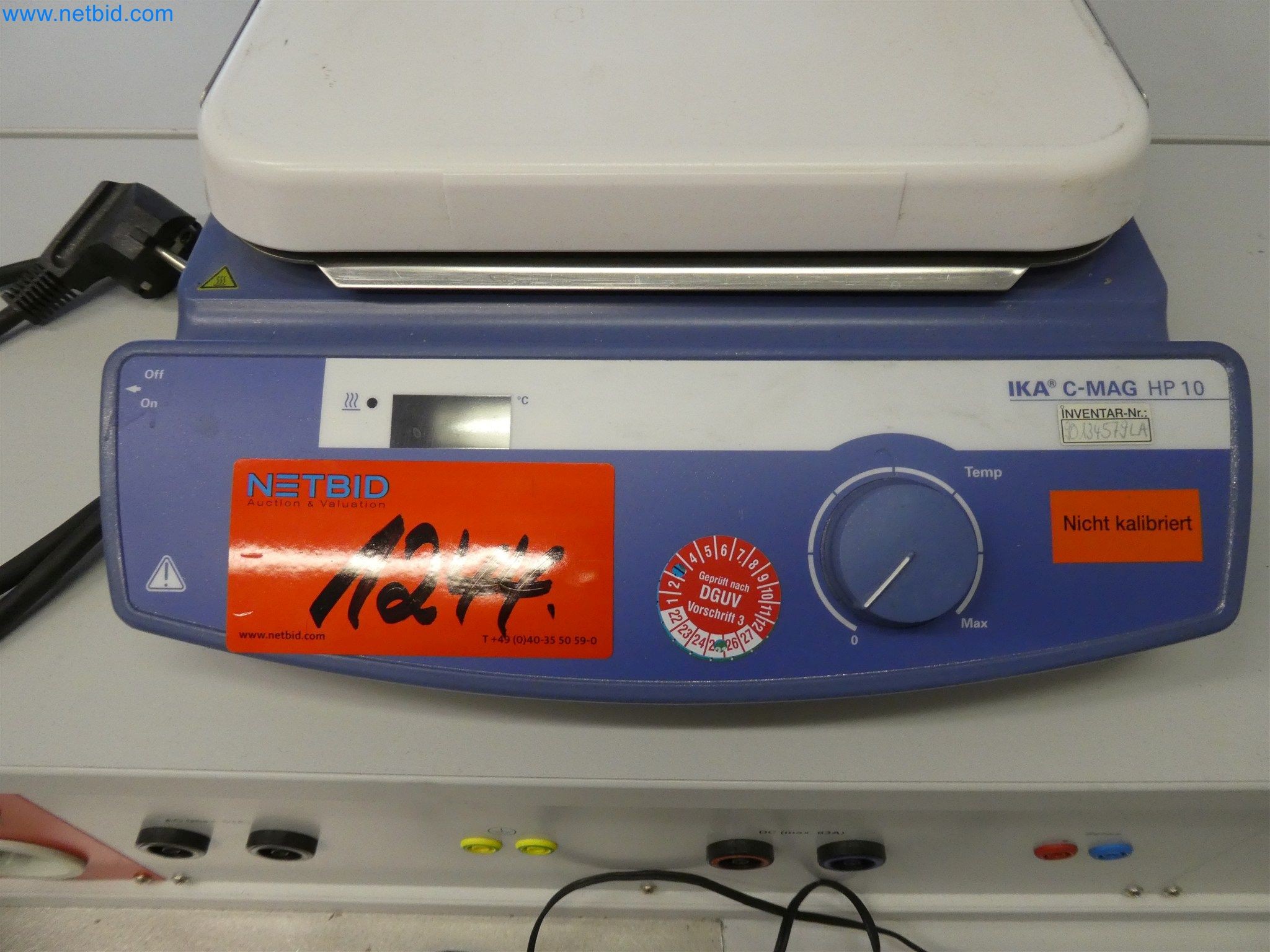 Machines de moulage par injection, machines CNC & lignes d'assemblage pour les éléments chauffants et les composants automobiles-2