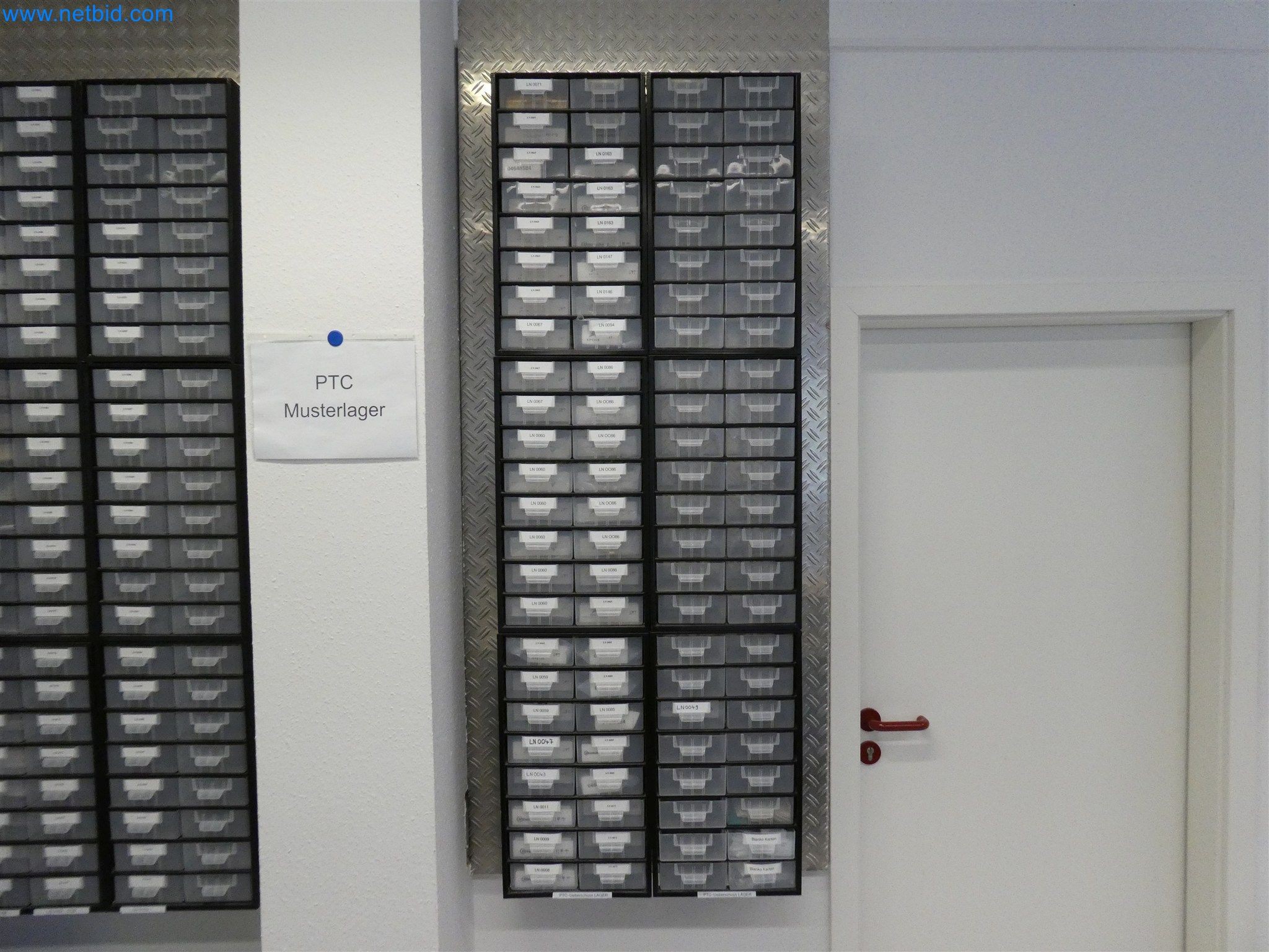 Machines de moulage par injection, machines CNC & lignes d'assemblage pour les éléments chauffants et les composants automobiles-2