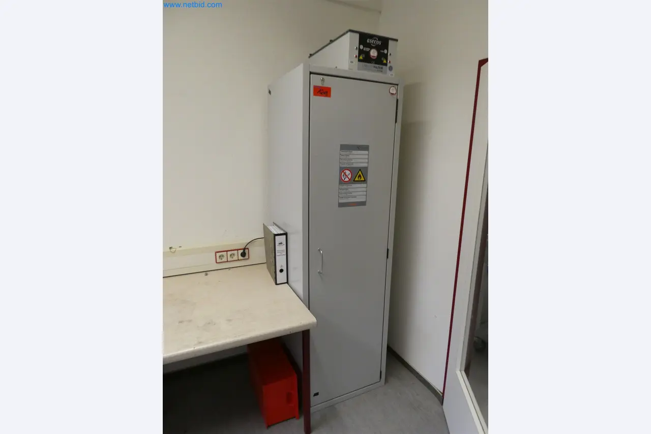 Machines de moulage par injection, machines CNC & lignes d'assemblage pour les éléments chauffants et les composants automobiles-2