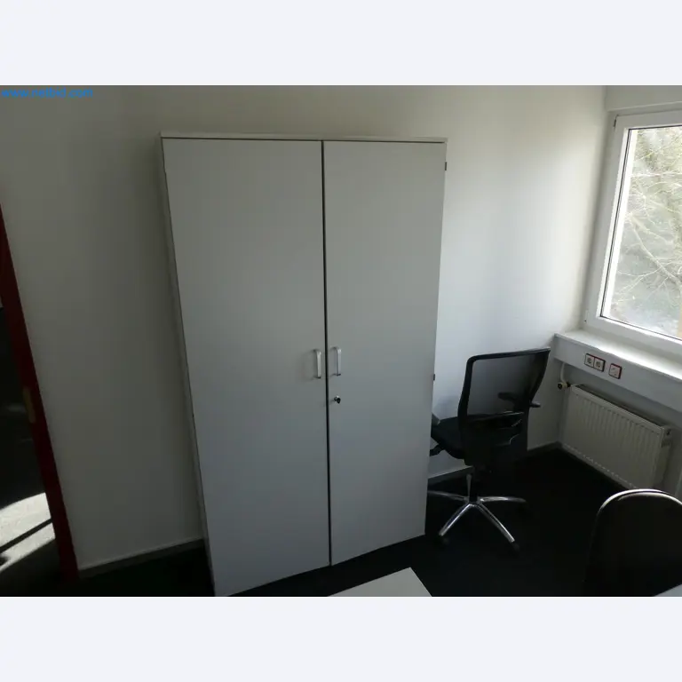 Machines de moulage par injection, machines CNC & lignes d'assemblage pour les éléments chauffants et les composants automobiles-4