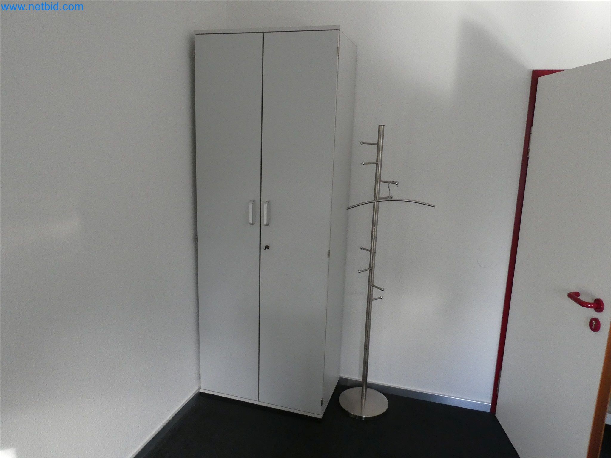 Machines de moulage par injection, machines CNC & lignes d'assemblage pour les éléments chauffants et les composants automobiles-5